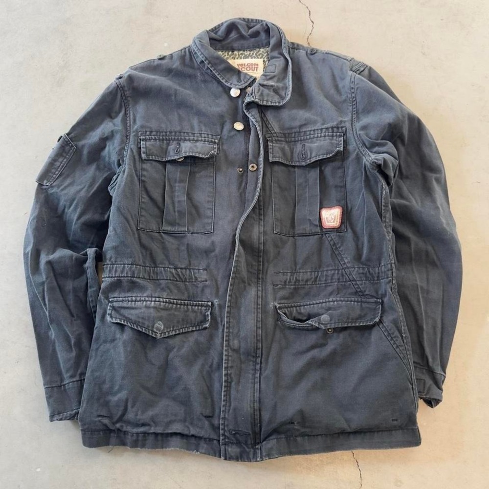 Vintage women's black volcom chore jacket